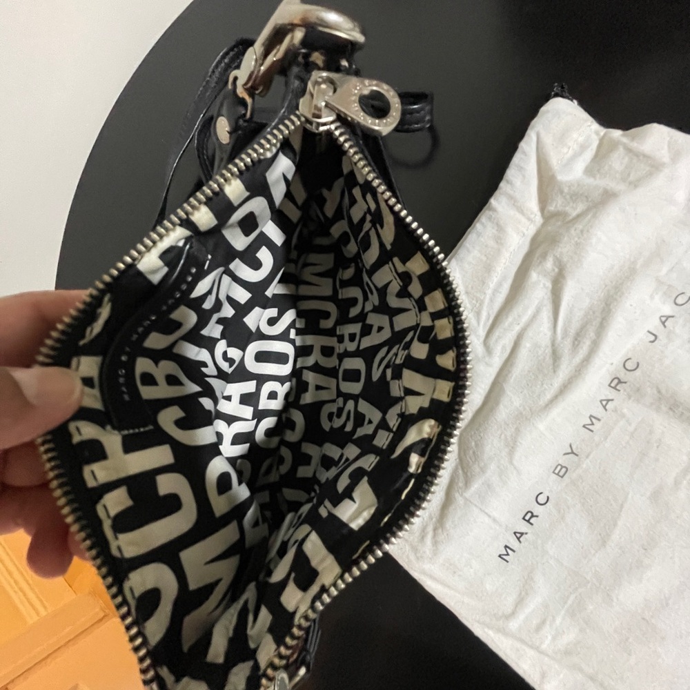 Marc By Marc Jacobs Black Leather Crossbody Bag - Picture 10 of 14